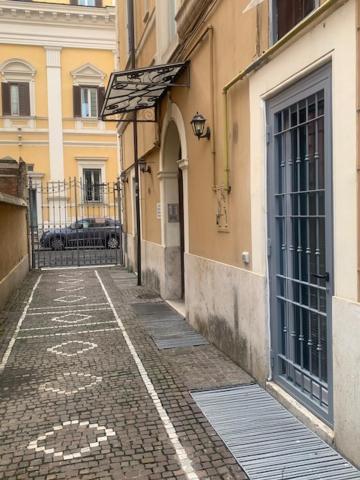 Loft 125 Passi Dal Colosseo ローマ エクステリア 写真